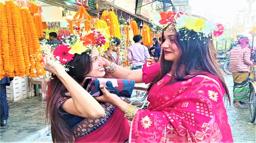 টাঙ্গাইলে উৎসবমুখর পরিবেশে বসন্তবরণ ও ভালোবাসা দিবস উদযাপন